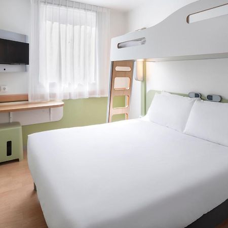 Ibis Budget Zaragoza Kültér fotó