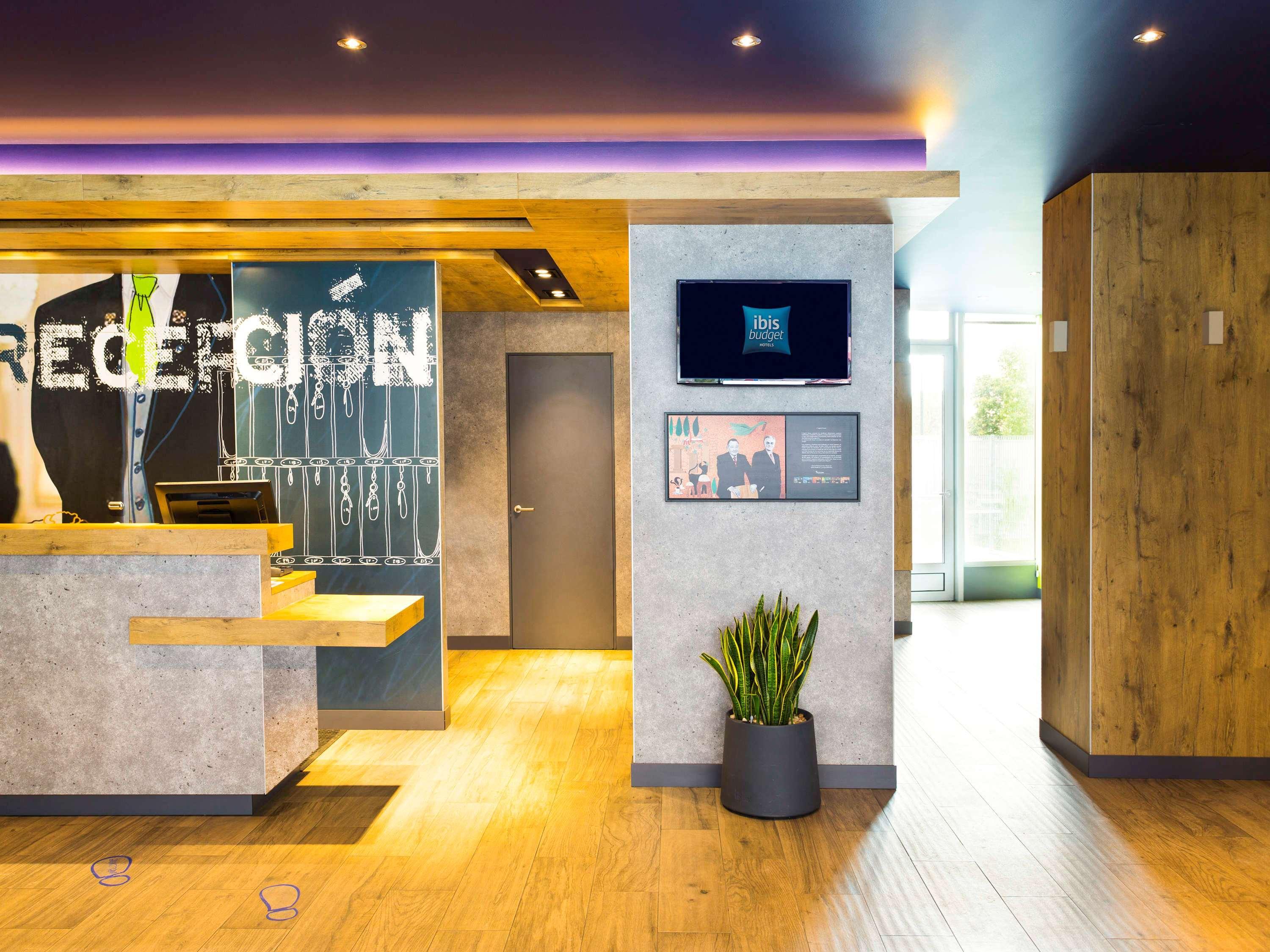Ibis Budget Zaragoza Kültér fotó