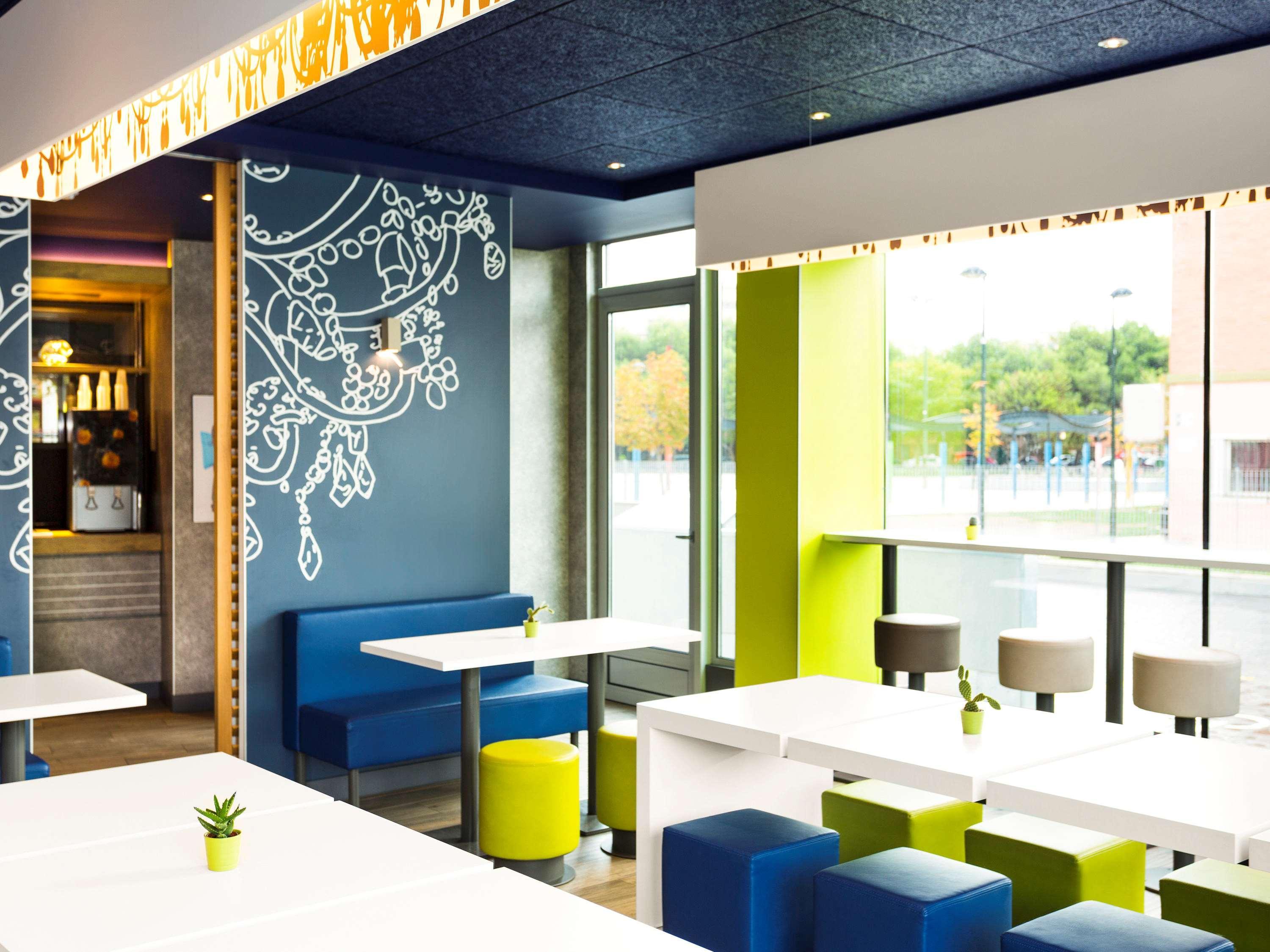 Ibis Budget Zaragoza Kültér fotó