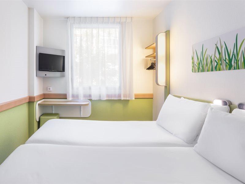 Ibis Budget Zaragoza Kültér fotó
